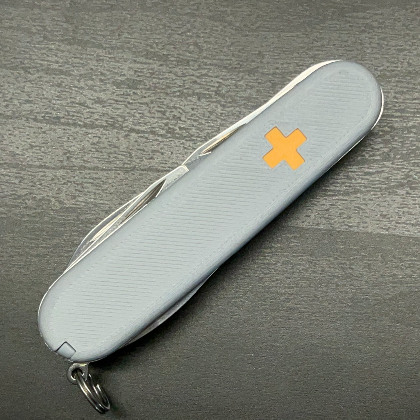 Swiss Cross 91mm Plus Scales